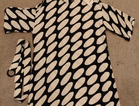 Smultron Linssi | Marimekko Pre-loved
